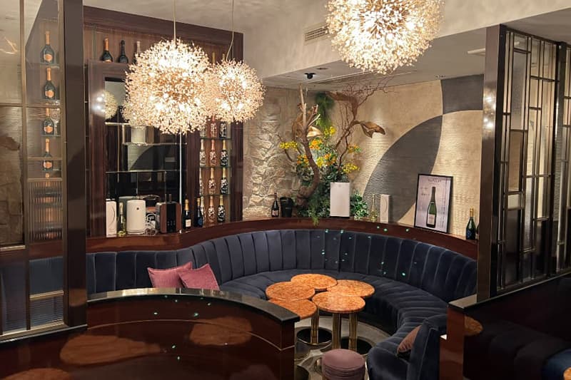 会員制高級クラブ『エフ』｜SIRENE GROUP｜銀座高級クラブ